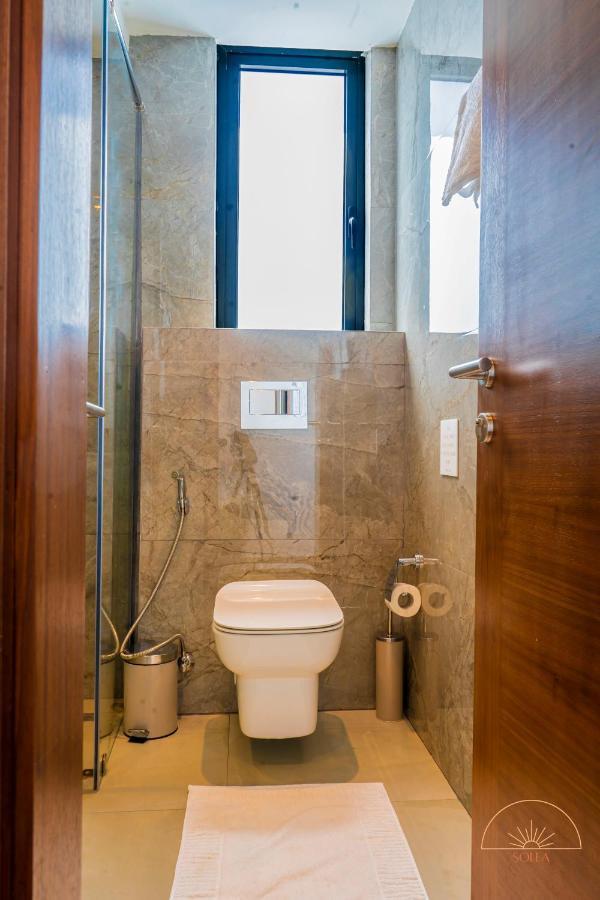 Solea 1 Bedroom Apartment - Central, Comfortable, Cozy, Balcony, Pool, Gym Акра Екстериор снимка
