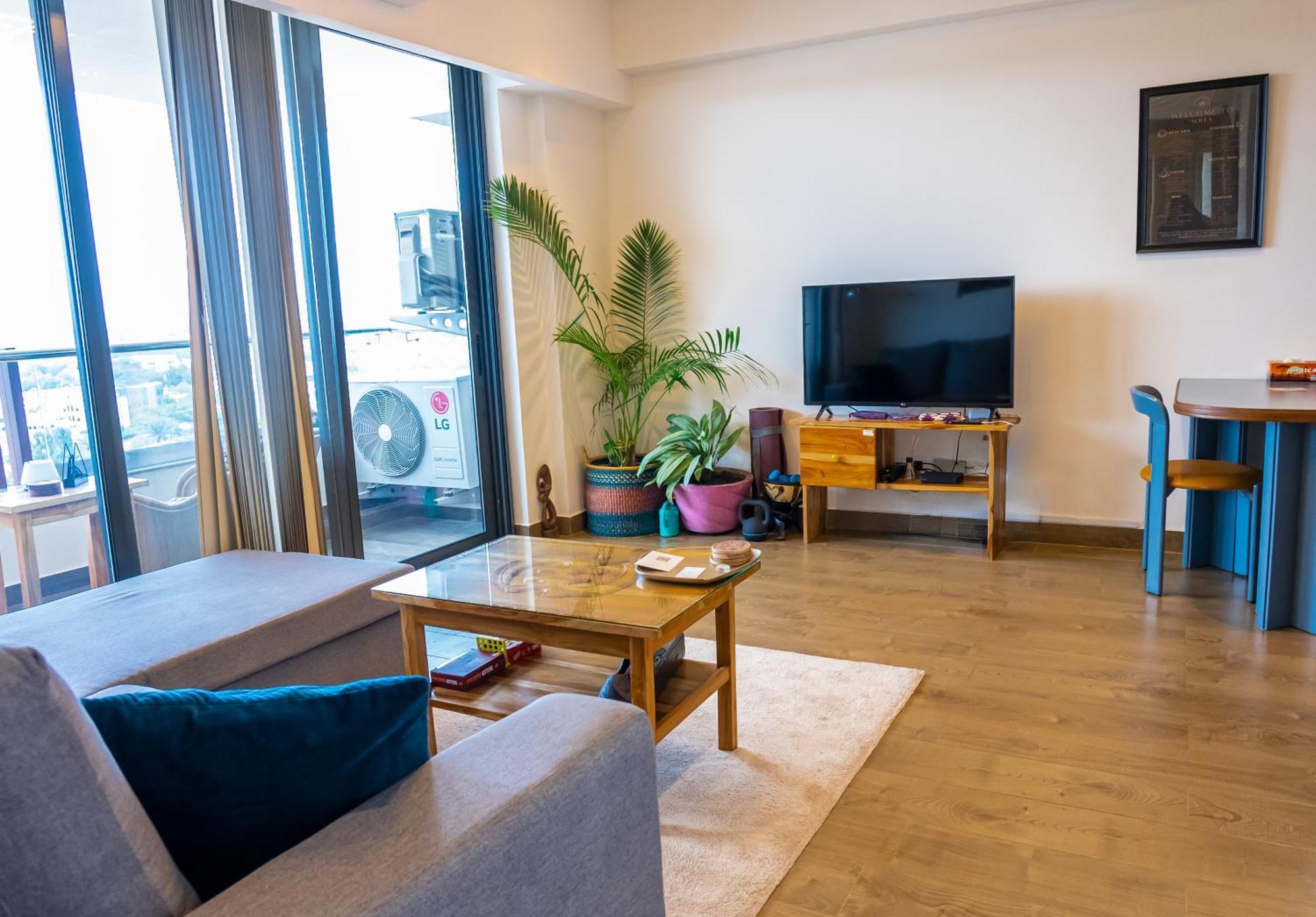 Solea 1 Bedroom Apartment - Central, Comfortable, Cozy, Balcony, Pool, Gym Акра Екстериор снимка